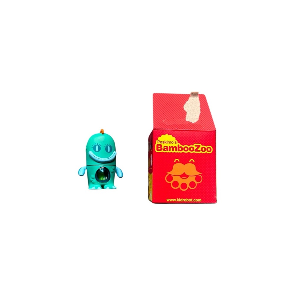 Kidrobot x Peskimo BambooZoo "SkeeJee" Rare Chase Vinyl Art Toy 2008 + Box